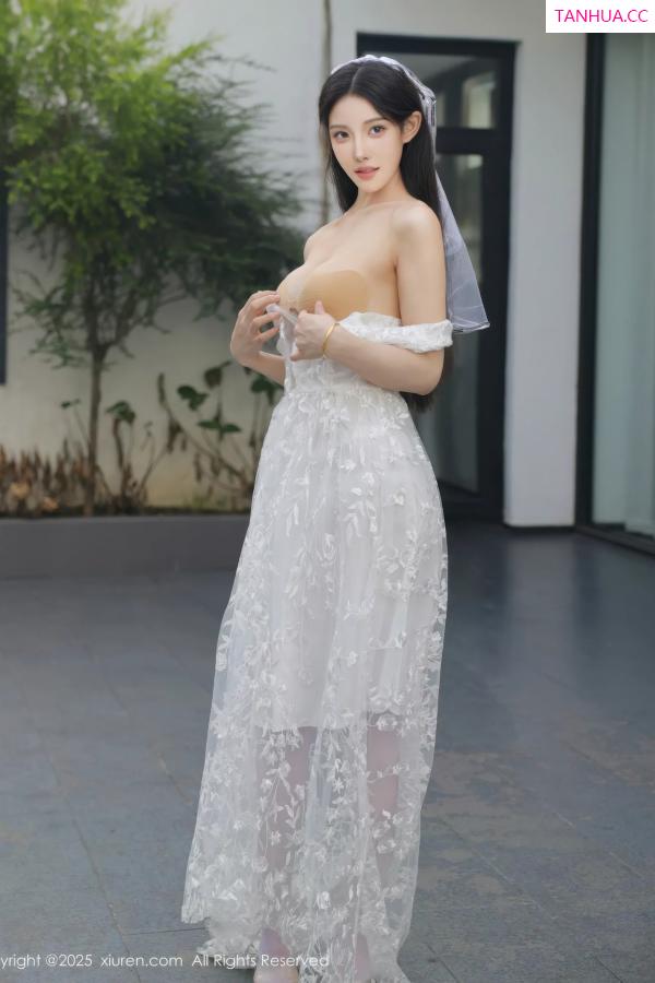   [XiuRen]高清写真图 2025.08.18 No.10661 梨霜儿 白色婚纱第39张图片